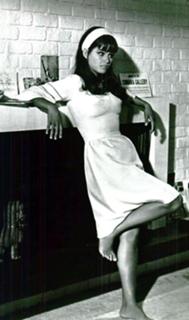 Claudia Cardinale feet photo thumbnail
