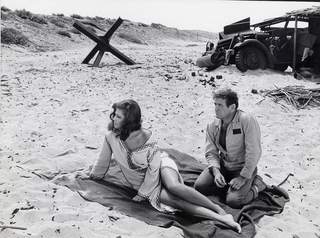 Claudia Cardinale feet photo thumbnail