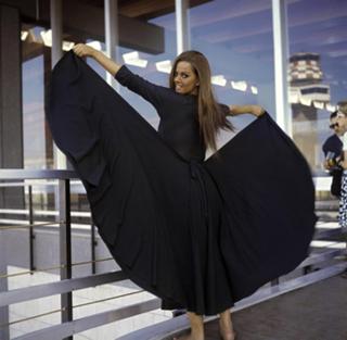 Claudia Cardinale feet photo thumbnail