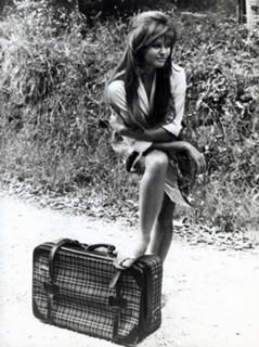 Claudia Cardinale feet photo thumbnail