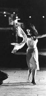 Claudia Cardinale feet photo thumbnail