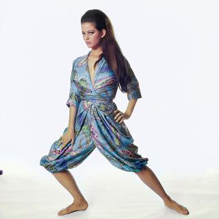 Claudia Cardinale feet photo thumbnail