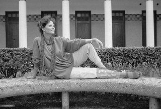 Claudia Cardinale feet photo thumbnail
