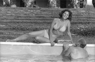 Claudia Cardinale feet photo thumbnail