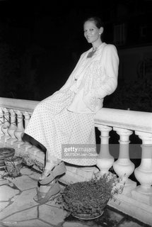 Claudia Cardinale feet photo thumbnail