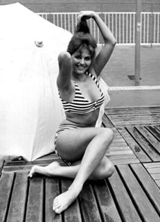 Claudia Cardinale feet photo thumbnail