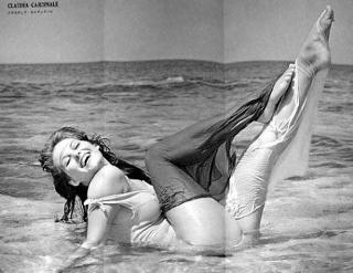 Claudia Cardinale feet photo thumbnail
