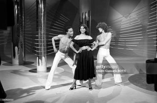 Claudia Cardinale feet photo thumbnail