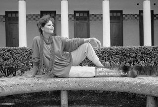Claudia Cardinale feet photo thumbnail