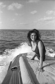 Claudia Cardinale feet photo thumbnail