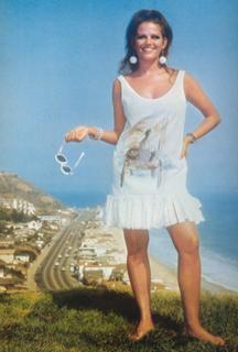 Claudia Cardinale feet photo thumbnail