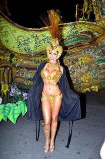 Claudia Colucci feet photo 3