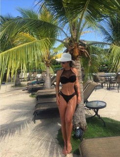 Claudia Colucci feet photo 3