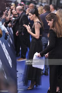 Claudia Doumit feet photo thumbnail