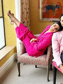 Claudia Doumit feet photo thumbnail