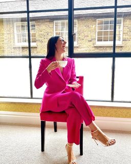 Claudia Doumit feet photo thumbnail