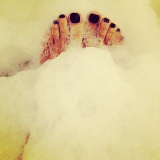Claudia Fernandez feet photo 13