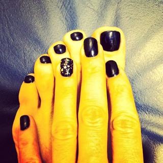 Claudia Fernandez feet photo 12