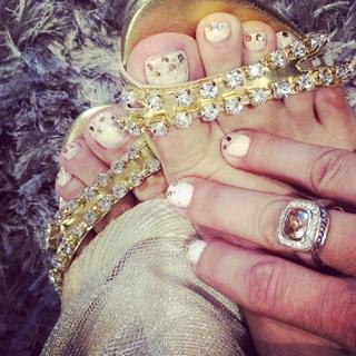Claudia Fernandez feet photo 9