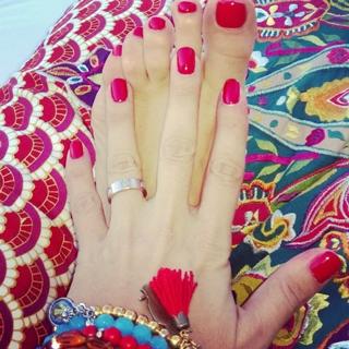 Claudia Fernandez feet photo 7