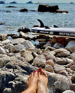 Claudia Fernandez feet photo 6
