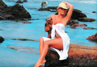 Claudia Fernandez feet photo 8