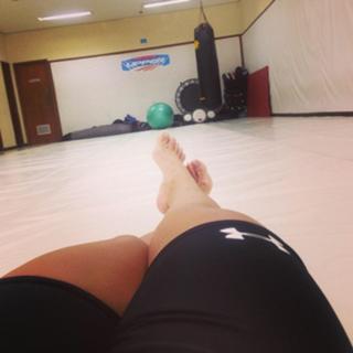 Claudia Gadelha feet photo thumbnail