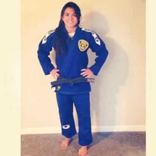 Claudia Gadelha feet photo thumbnail