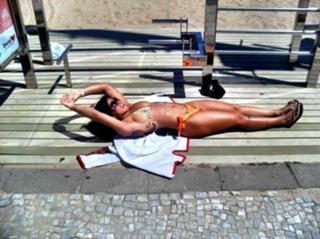 Claudia Gadelha feet photo thumbnail