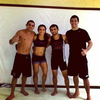 Claudia Gadelha feet photo thumbnail