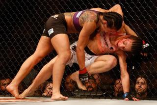 Claudia Gadelha feet photo thumbnail