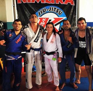 Claudia Gadelha feet photo thumbnail