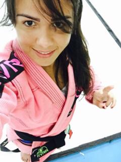 Claudia Gadelha feet photo thumbnail