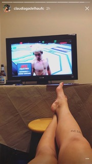 Claudia Gadelha feet photo thumbnail