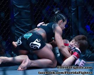 Claudia Gadelha feet photo thumbnail