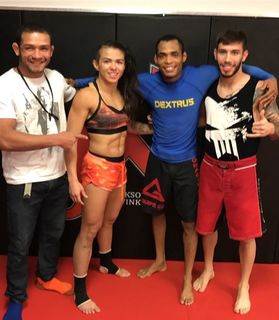 Claudia Gadelha feet photo thumbnail