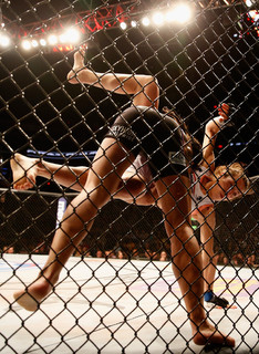 Claudia Gadelha feet photo thumbnail