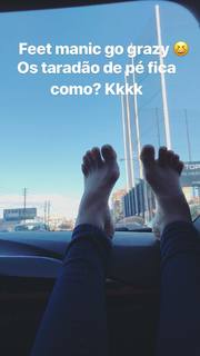 Claudia Gadelha feet photo thumbnail