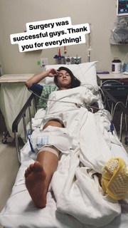 Claudia Gadelha feet photo thumbnail