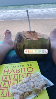 Claudia Gadelha feet photo thumbnail