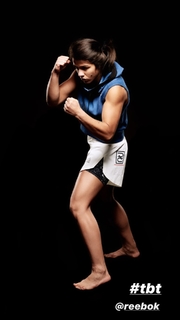 Claudia Gadelha feet photo thumbnail