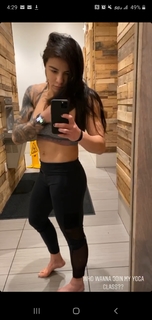Claudia Gadelha feet photo thumbnail