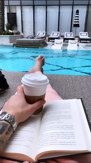 Claudia Gadelha feet photo thumbnail
