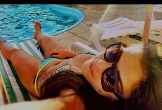 Claudia Gadelha feet photo thumbnail