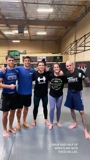 Claudia Gadelha feet photo thumbnail