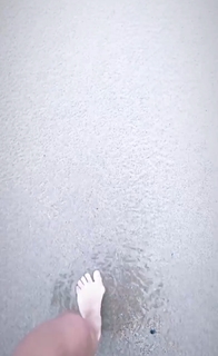 Claudia Gadelha feet photo thumbnail