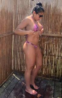 Claudia Gadelha feet photo thumbnail