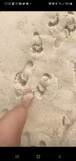 Claudia Gadelha feet photo thumbnail