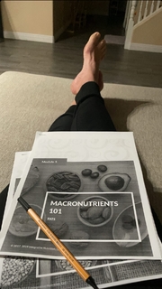 Claudia Gadelha feet photo thumbnail