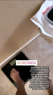 Claudia Gadelha feet photo thumbnail
